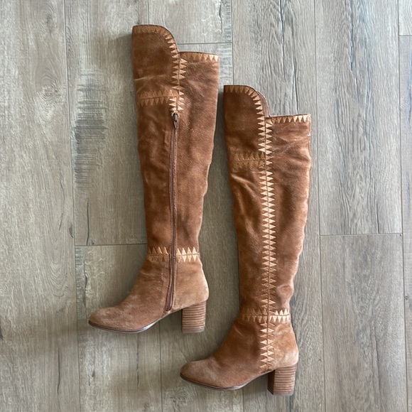 Coconuts by Matisse over the knee suede boots Moon - Picture 2 of 10